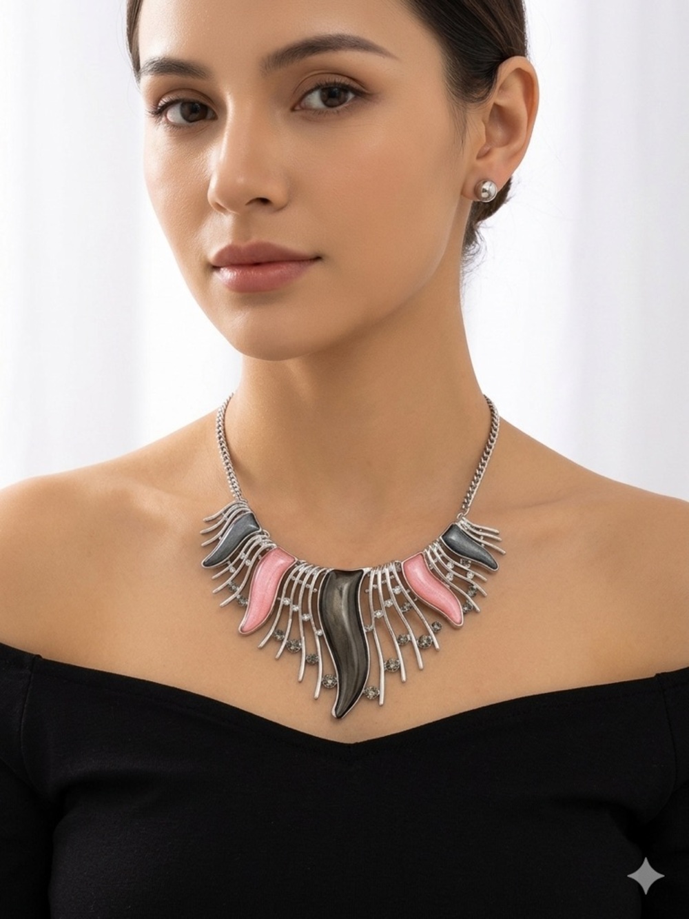 Vintage-Style Silver Tone Avant-Garde 14”- 17” Statement Necklace & Earring Set - Picture 4 of 8